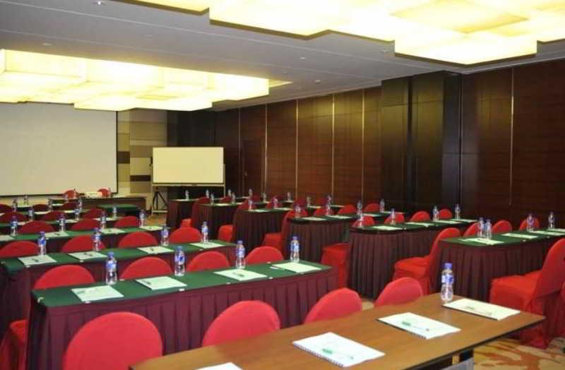 Holiday Inn Express Tianjin City Center Екстер'єр фото
