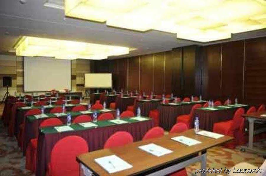 Holiday Inn Express Tianjin City Center Екстер'єр фото